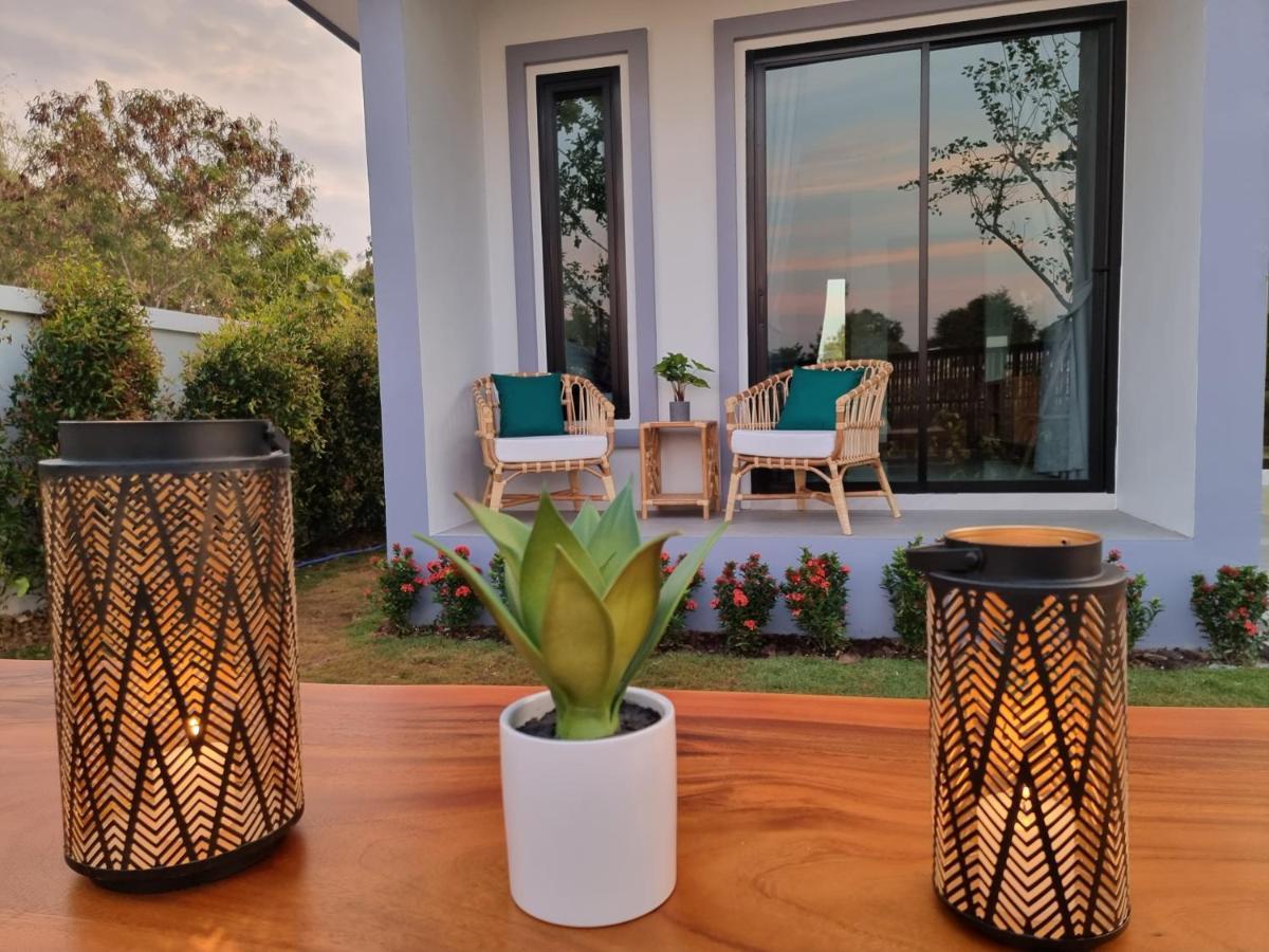 Baan Dalah Buriram Villa Eksteriør bilde